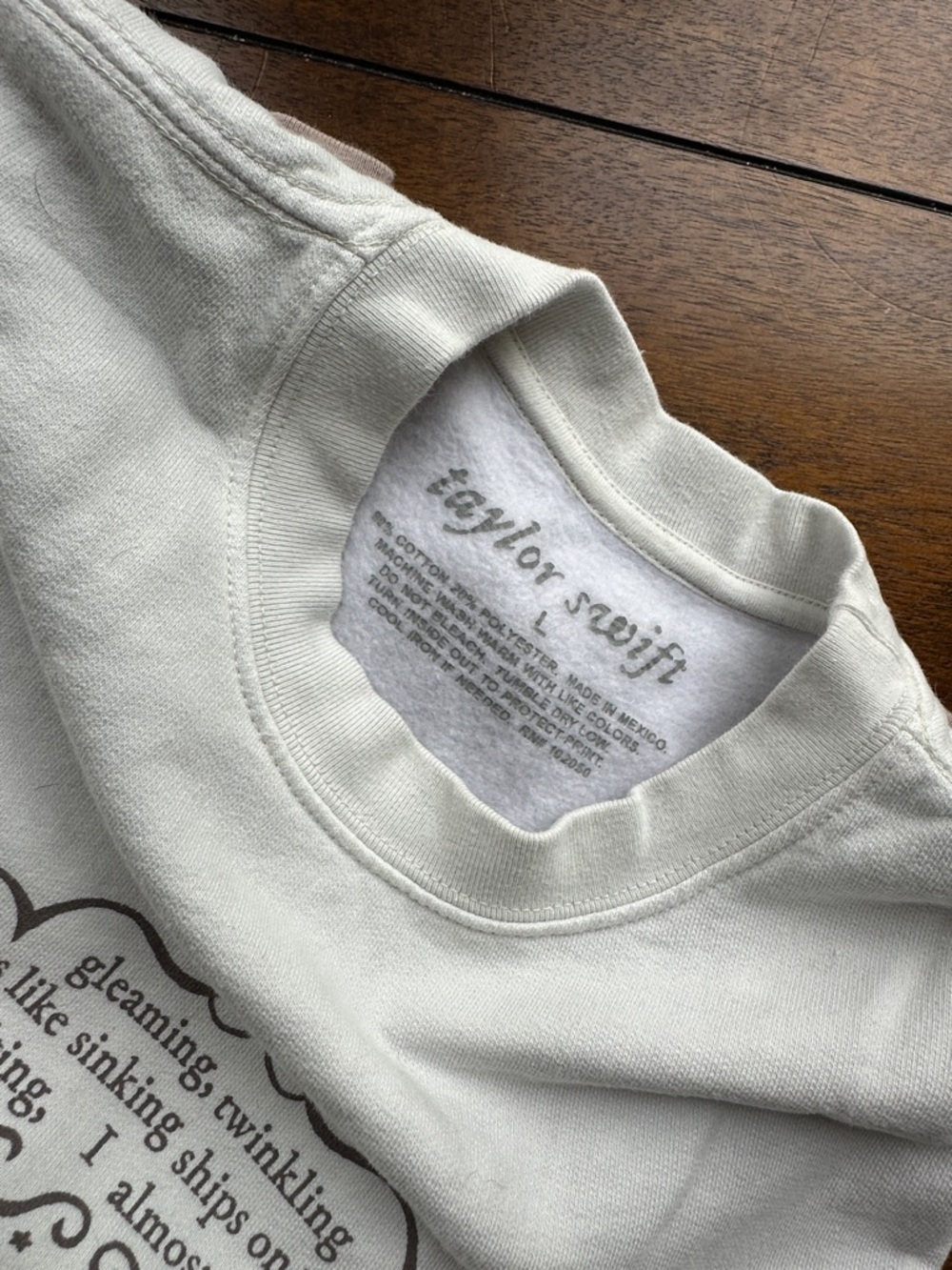 Taylor Swift “Gleaming, Twinkling” Gold Rush Crewneck Sweatshirt Evermore - Picture 7 of 7